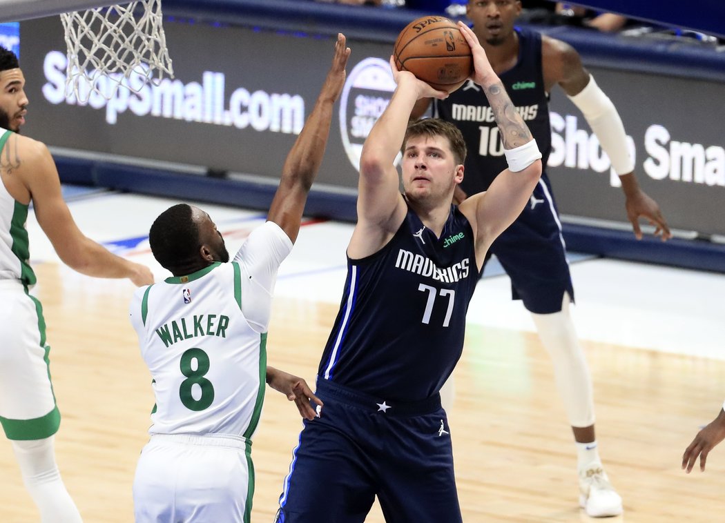 sport, basketbal, NBA, Luka Dončič