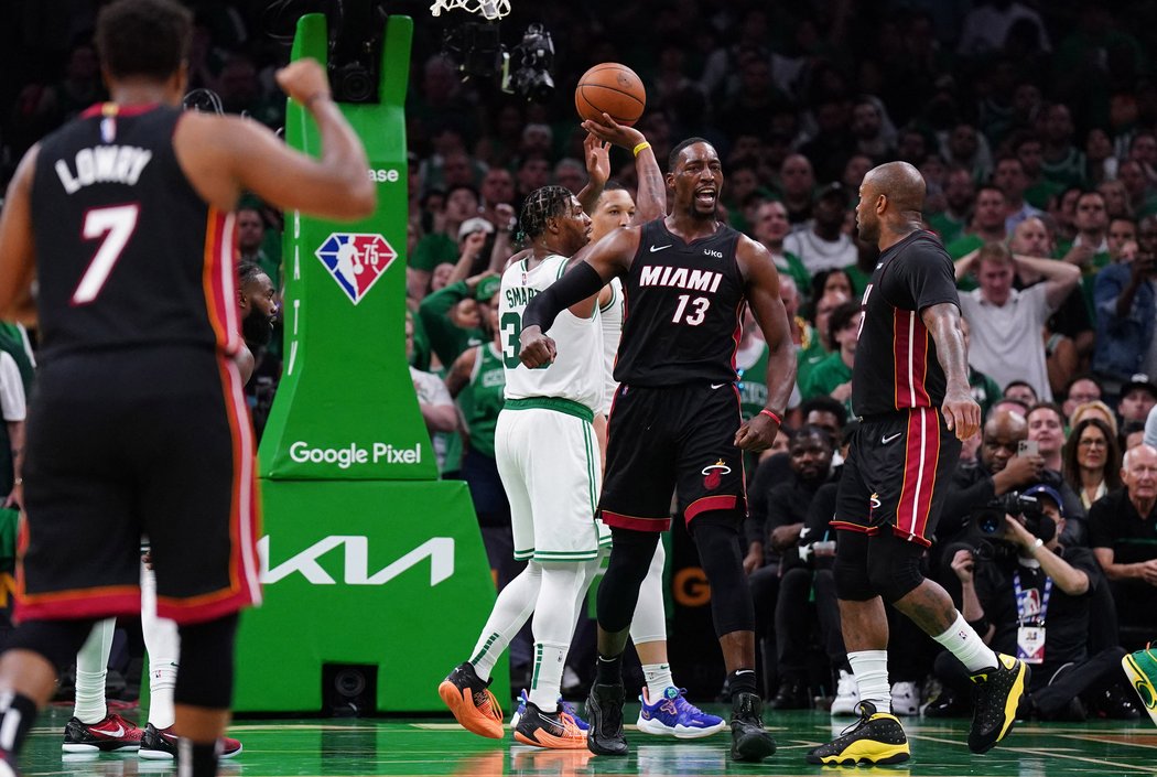 Bam Adebayo táhl Miami k výhře