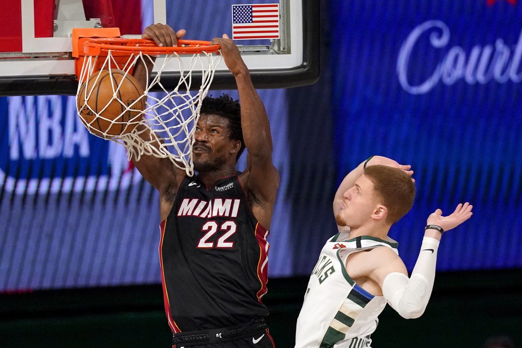 Jimmy Butler táhl Miami 40 body