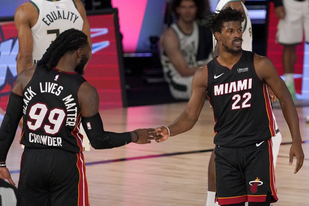 Jimmy Butler táhl Miami 40 body