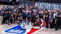 Miami Heat v šestém semifinále udolali Boston 125:113 a do finále se probojovali poprvé od roku 2014, kdy v jejich dresu zářil LeBron James, jemuž nyní budou čelit.