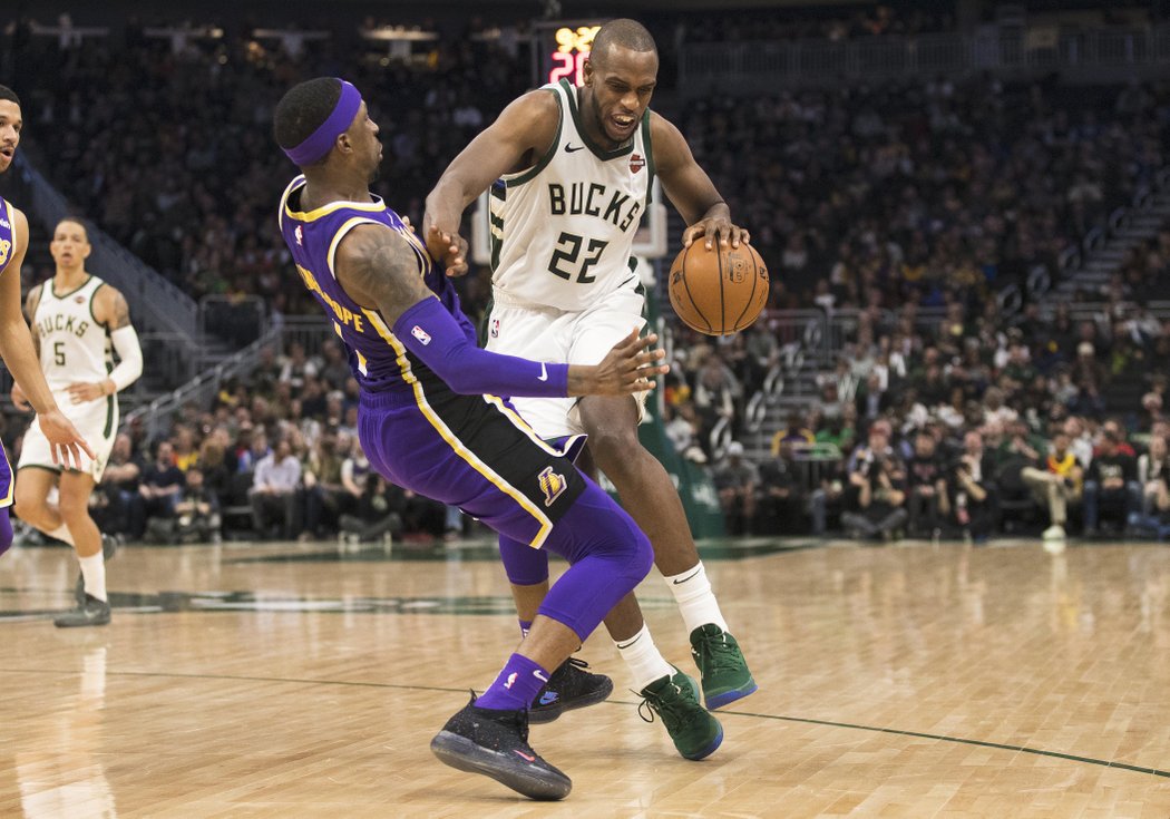 Khris Middleton se proti Lakers blýskl 28 body