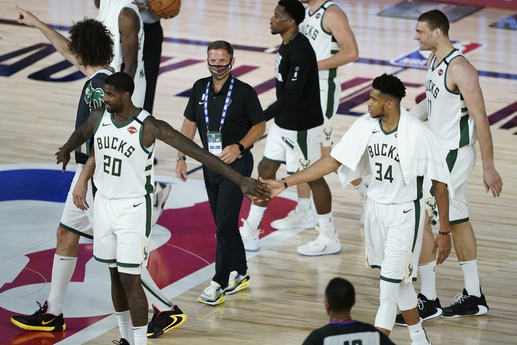 Milwaukee Bucks kvůli násilí bojkotují play off NBA