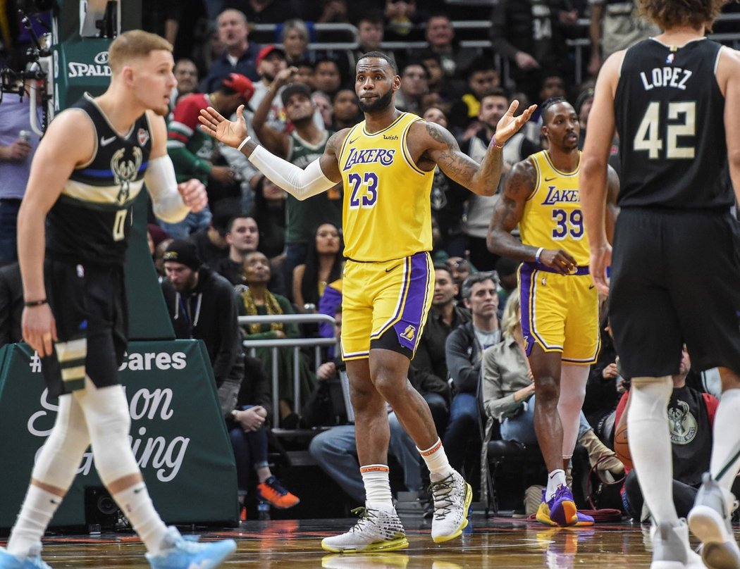 Milwaukee zdolalo v bitvě nejlepších týmů NBA Lakers