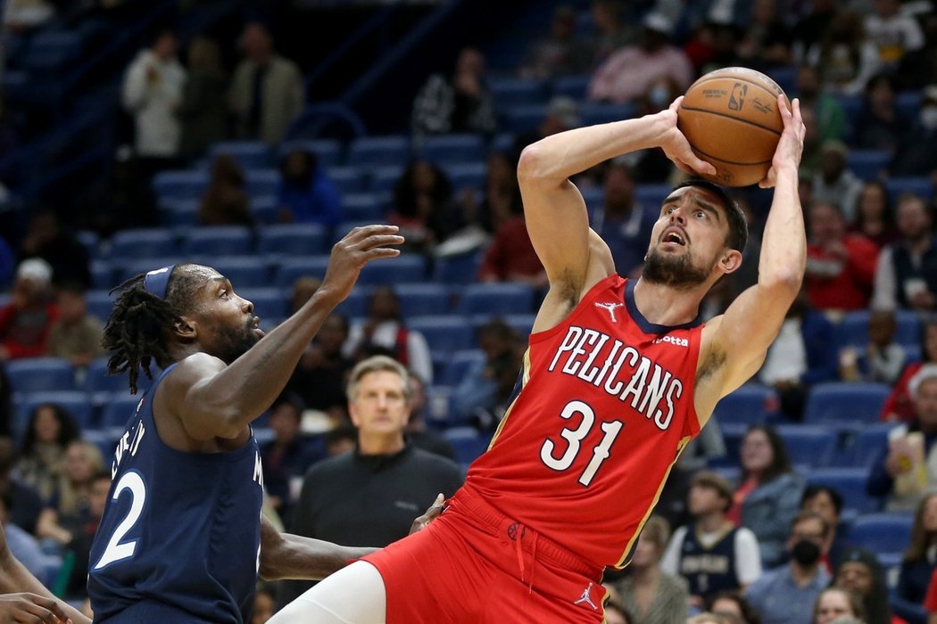 Český basketbalista Tomáš Satoranský opět v sestavě New Orleans Pelicans