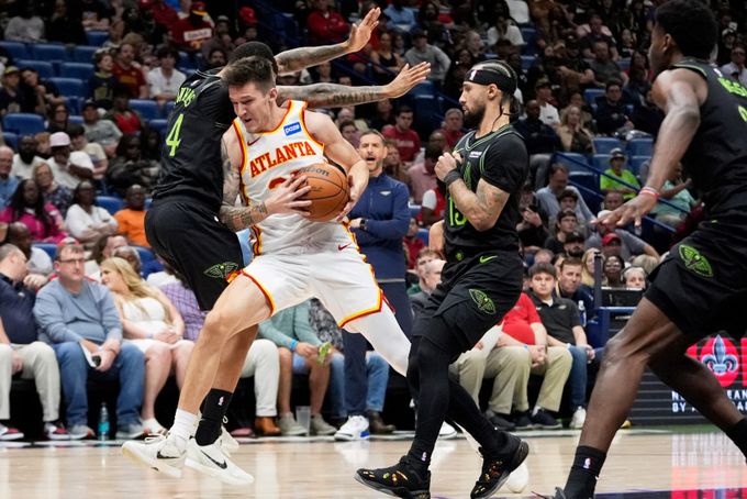 Další skvělá noc pro Krejčího! Drží krok s hvězdami, v trojkách je druhý nejlepší v NBA Další skvělá noc pro Krejčího! Drží krok s hvězdami, v trojkách je druhý nejlepší v NBA