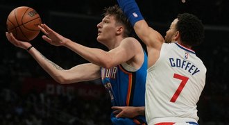 Rozlučka českých hráčů se sezonou NBA. Krejčí si vylepšil maximum