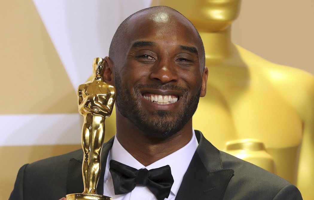 Legendární basketbalista Kobe Bryant získal Oscara v kategorii krátkometrážní animovaný film