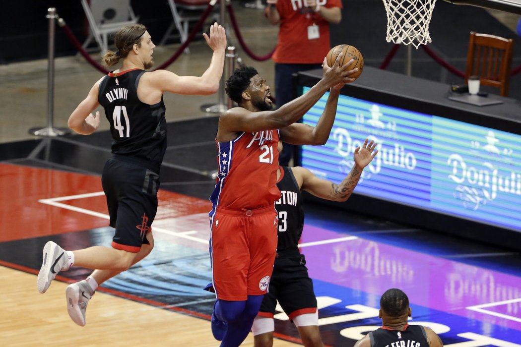 Joel Embiid řídil vítězství Philadelphie