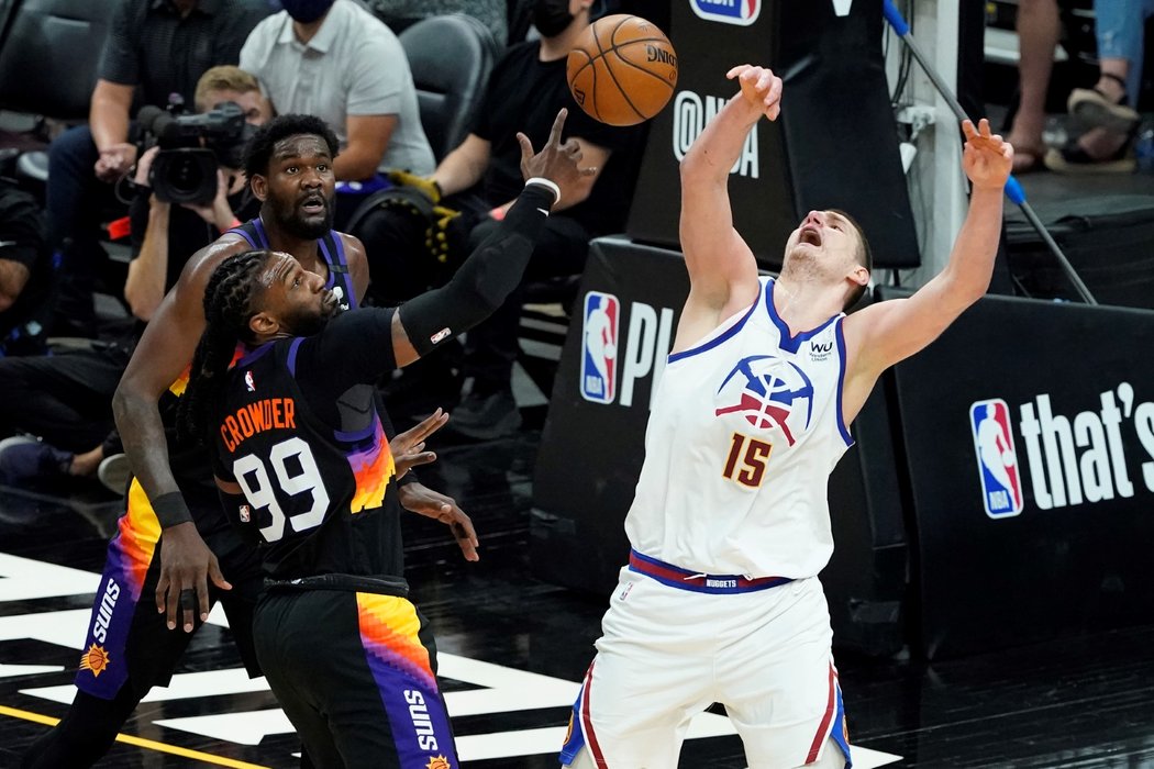 Basketbalisté Phoenixu i podruhé vyzráli v play off na Denver, tentokrát 123:98