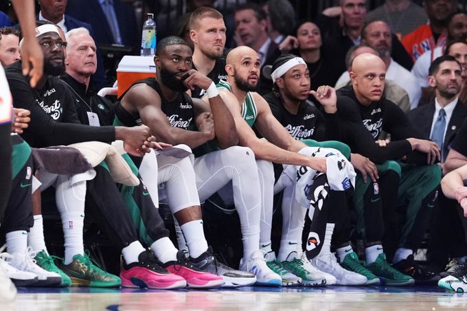 Prohrát s Knicks je jako smrt, lituje hvězda Bostonu po krachu. Fanoušci chtějí hlavu kouče Prohrát s Knicks je jako smrt, lituje hvězda Bostonu po krachu. Fanoušci chtějí hlavu kouče