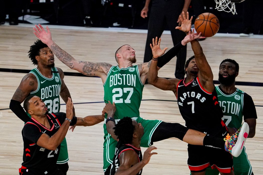 O postupujícím do dalšího kola play off NBA v sérii Toronto - Boston, rozhodne sedmý duel