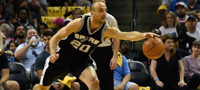 San Antonio zahájilo sérii s Oklahomou výhrou