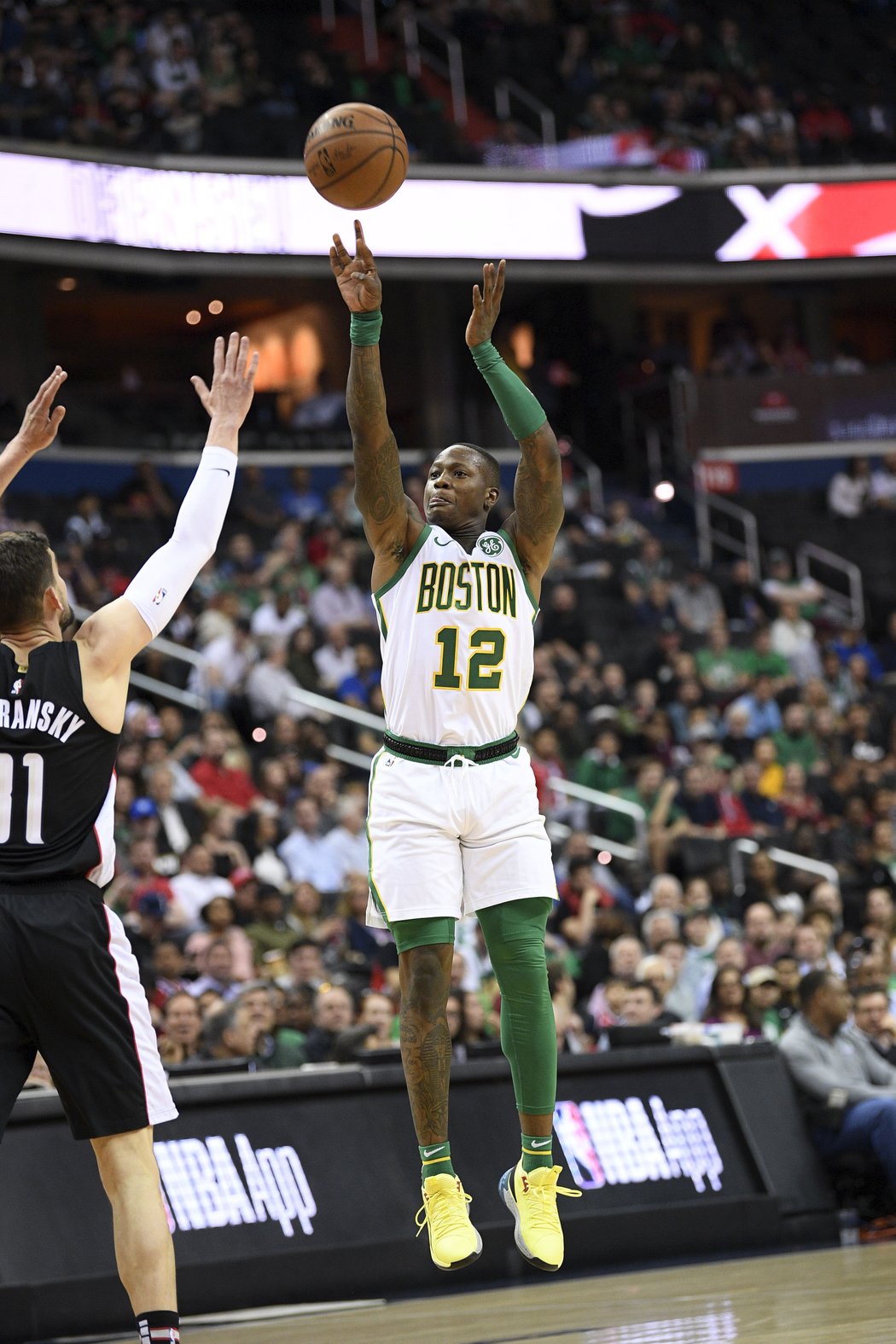 Wizards na domácí palubovce podlehli oslabenému Bostonu 110:116 a utrpěli čtvrtou prohru v řadě.