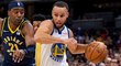 Stephen Curry přispěl k výhře Golden State nad Indianou pěti trojkami a do vyrovnání rekordu Raye Allena v bodech zpoza oblouku mu chybí jediný zásah.