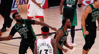 Toronto titul v NBA neobhájí, úžasnou sérii ovládl v sedmém duelu Boston