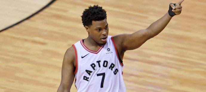 Kyle Lowry hraje v zámoří za Toronto Raptors