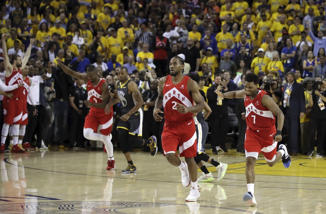 Kawhi Leonard i Kyle Lowry už ví, že vítězství je nadosah