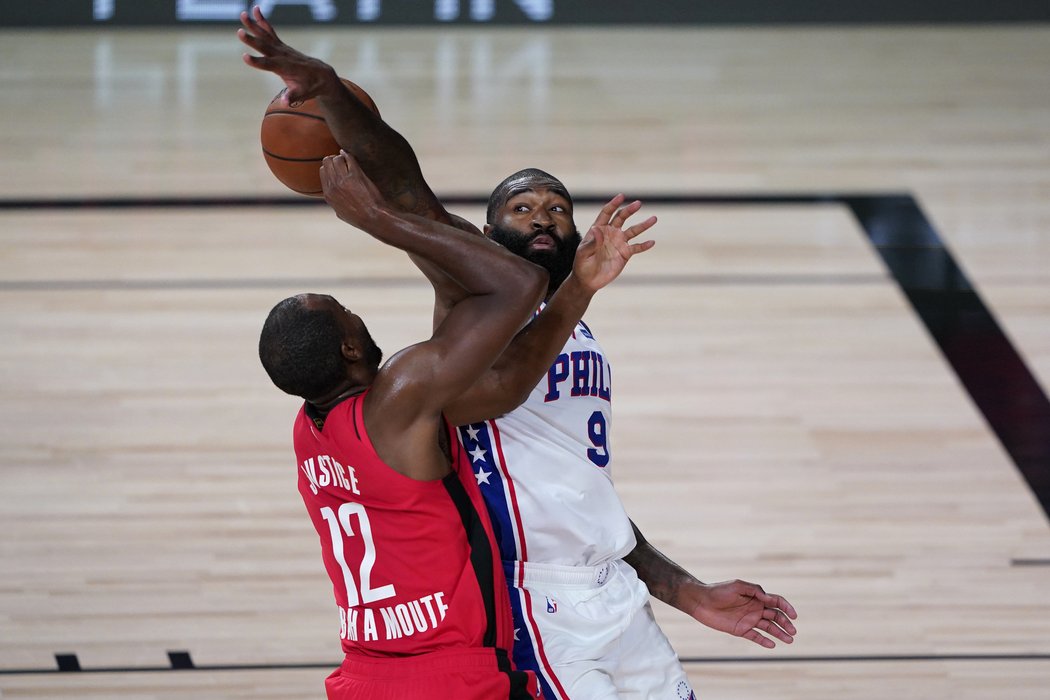 Toronto porazilo Philadelphii v posledním klání základní části NBA