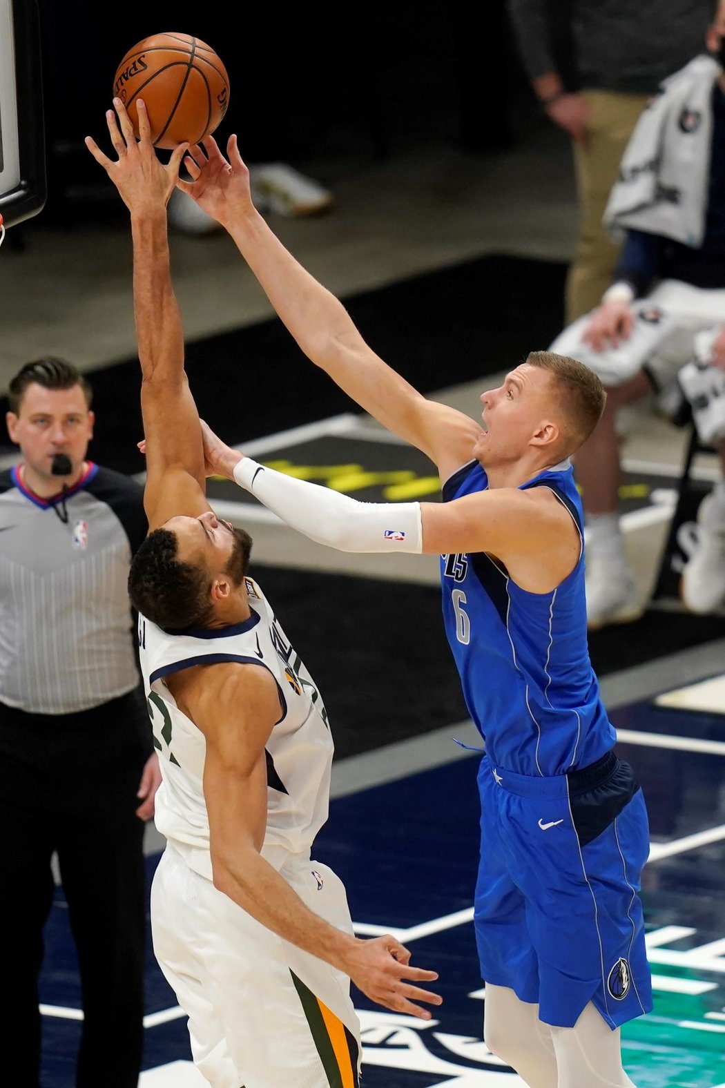 Skvělé utkání prožil francouzský pivot Rudy Gobert, jeho Utah zvítězil podesáté v řadě