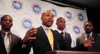 Hráči odmítli poslední návrh vedení NBA a hrozí žalobou