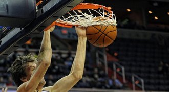 Veselý byl v generálce na NBA nejlepším střelcem Washingtonu