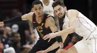 Washington promrhal náskok v Clevelandu, Satoranský bral 5 bodů