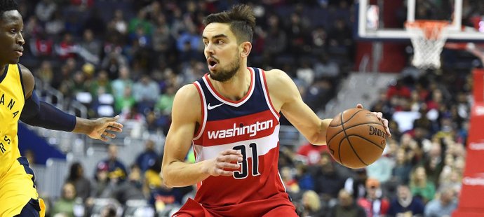 Tomáš Satoranský nahradil v základní sestavě Washingtonu odpočívajícího Johna Walla, ale v nedělním utkání NBA podlehl s týmem na hřišti Chicaga 94:113. (foto archiv)