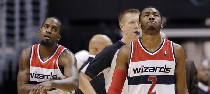 Zklamaní hráči Wizards, v NBA podlehli Torontu.