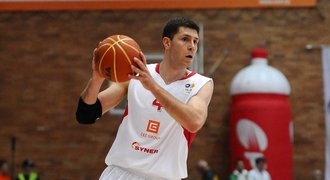 Basketbalisté přišli o kapitána. Benda asi nestihne ME