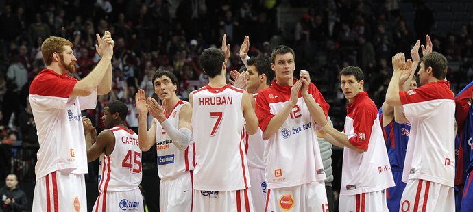 Basketbalisté Nymburka uspěli v Záhřebu a drží postupové příčky