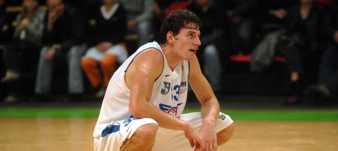 Třiadvacetiletý basketbalista Rostislav Uhlíř sehrál nejtěžší zápas svého života