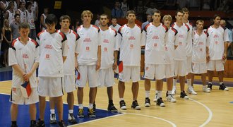 Basketbalisté v exhibičním tempu smetli Kypr