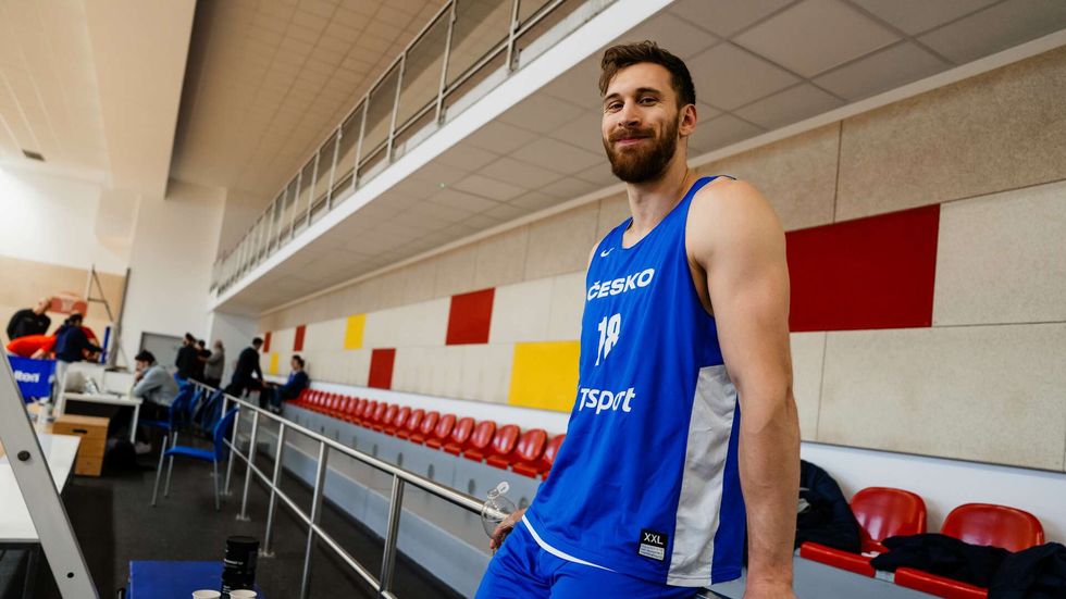 James Karnik na tréninku české basketbalové reprezentace