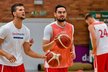Tomáš Satoranský se v pondělí zapojil do přípravy české basketbalové reprezentace před mistrovstvím světa
