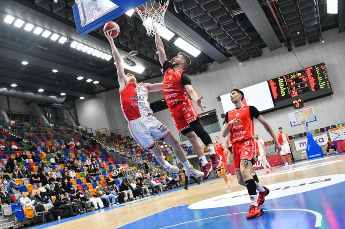 Tesař o basketbalové Slavii: Chceme do Ligy mistrů. Euroliga je sen. Pomůže mu Tykač? Tesař o basketbalové Slavii: Chceme do Ligy mistrů. Euroliga je sen. Pomůže mu Tykač?