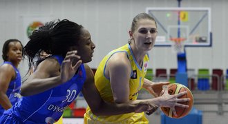 Basketbalistky USK mají po výhře v Salamance na dosah postup