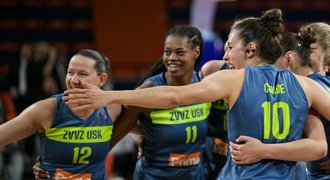 Basketbalistky USK slaví bronz v Eurolize, získaly ho po pěti letech