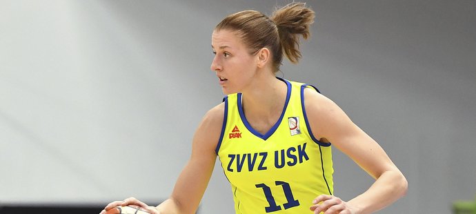 Kateřina Elhotová v dresu USK Praha