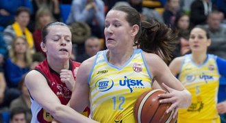 Basketbalistky USK vyřídily Nymburk a slaví šestý titul v řadě