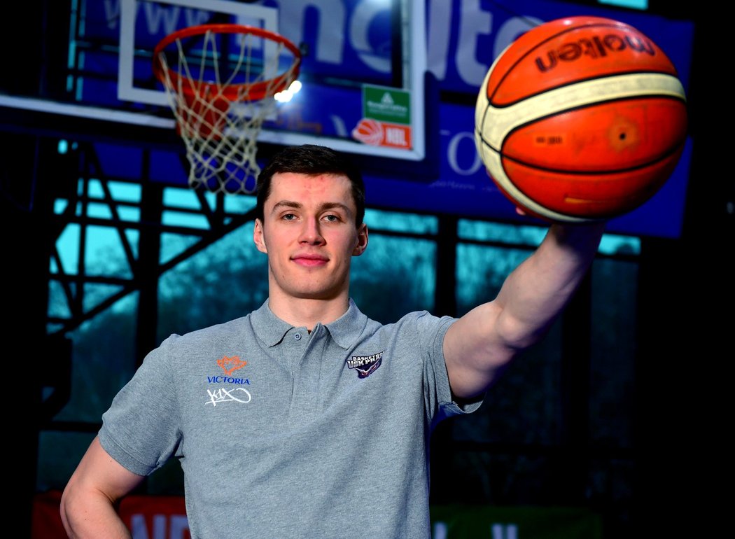 Český basketbalový reprezentant Ondřej Sehnal