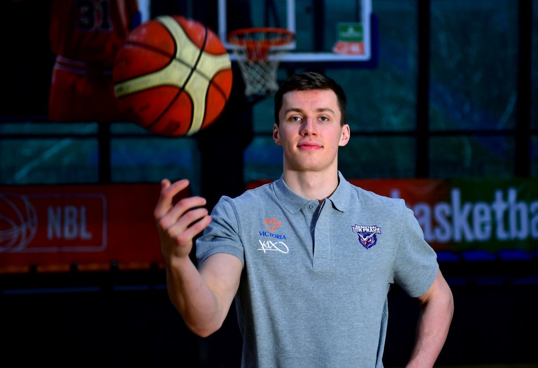 Český basketbalový reprezentant Ondřej Sehnal