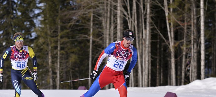 Martinu Jakšovi je jednatřicet a v českém mužstvu běžců na lyžích po odchodu Lukáše Bauera vede do olympijské sezony skupinu o generaci mladších závodníků.