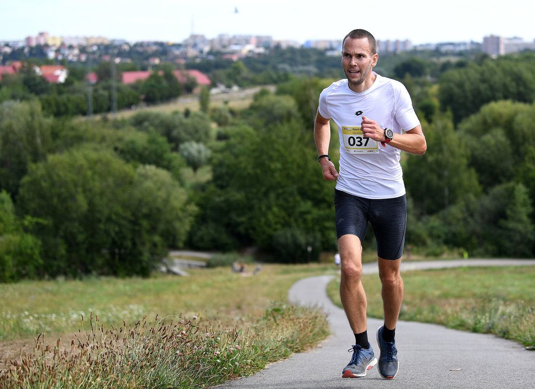 Stovky běžců si užily iSport LIFE závod v Milíčovském lese