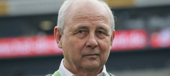 Bernd Hölzenbein, legenda německého fotbalu, zemřel po boji s těžkou nemocí.