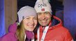 Darja Domračevová a její manžel Ole Einar Björndalen se na biatlonovém MS v Hochfilzenu dočkali medailí, takhle se radovali na slavnostním předávání