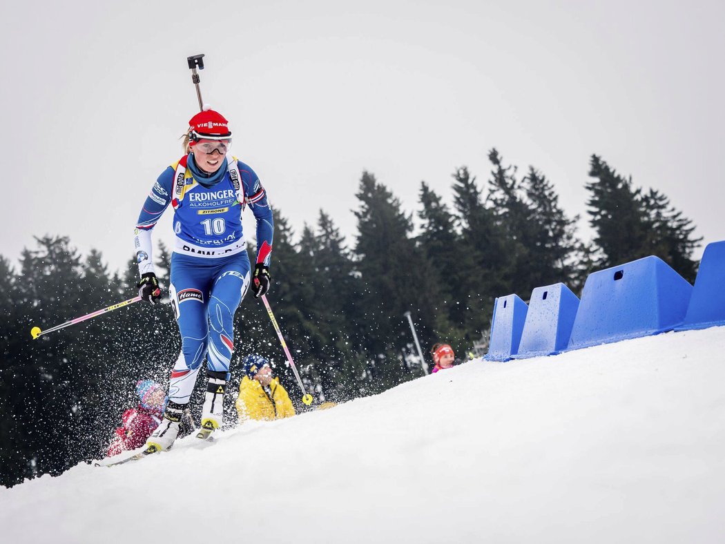 Eva Puskarčíková ve stíhacím závodě