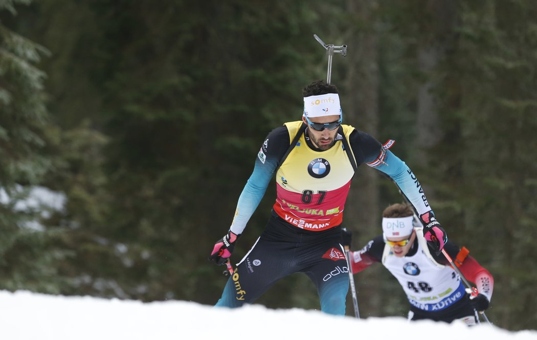 Martin Fourcade vítězstvím v prvním individuálním závodě sezony ukázal, že je znovu skvěle připravený