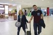 Gabriela Koukalová s manželem Petrem na letišti před odletem do Finska