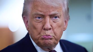 Trump zvýšil cla na korejské zboží. Důvodem je zdržení obchodní dohody v jihokorejském parlamentu Trump zvýšil cla na korejské zboží. Důvodem je zdržení obchodní dohody v jihokorejském parlamentu